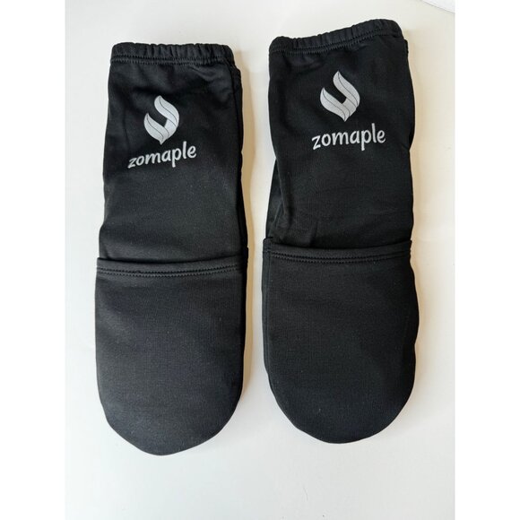 Cold Therapy Socks - Reusable Foot Ice Pack Cooling Socks - Picture 1 of 7